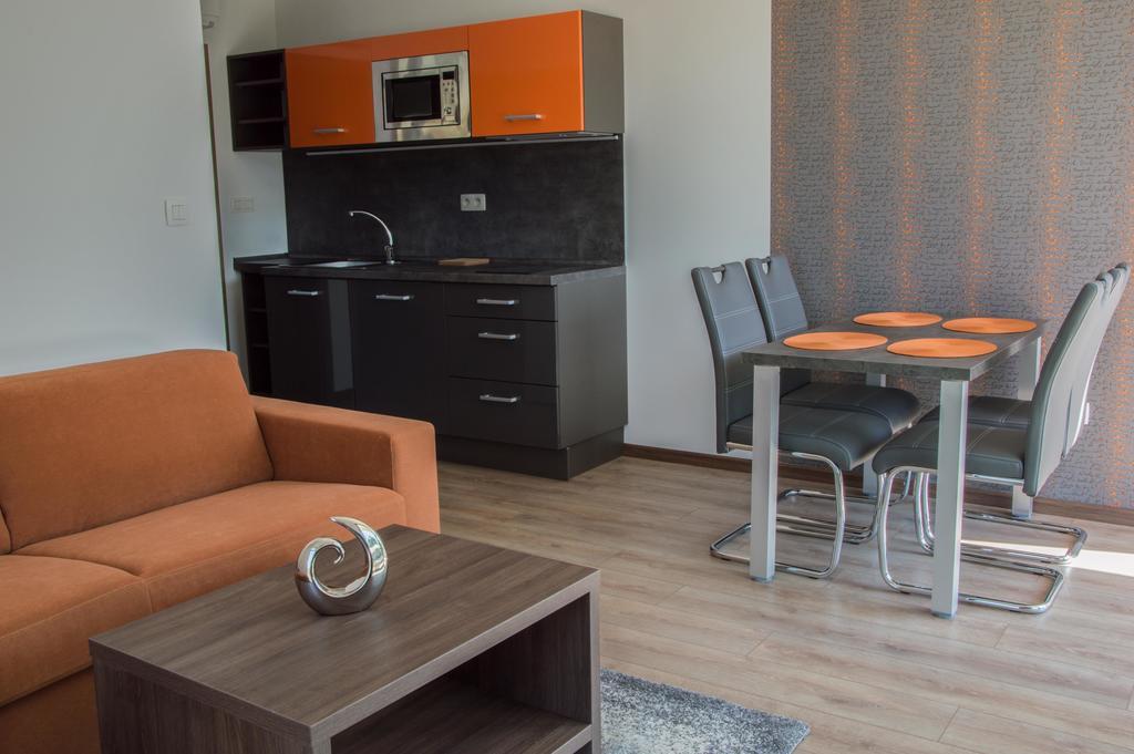 Apartmánový Dom Kriváň Bešeňová Exterior foto