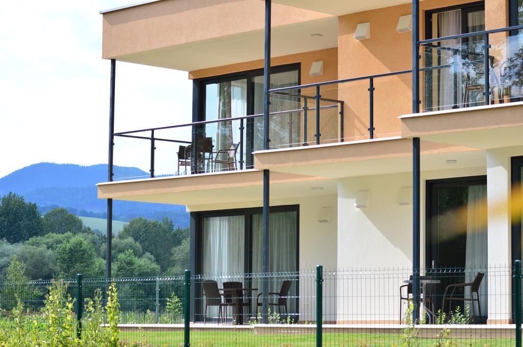 Apartmánový Dom Kriváň Bešeňová Exterior foto