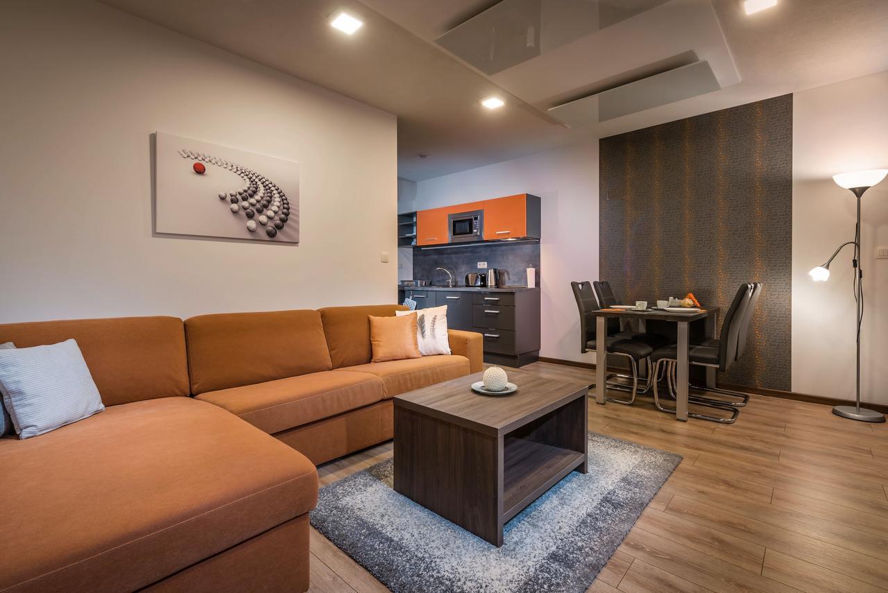 Apartmánový Dom Kriváň Bešeňová Exterior foto