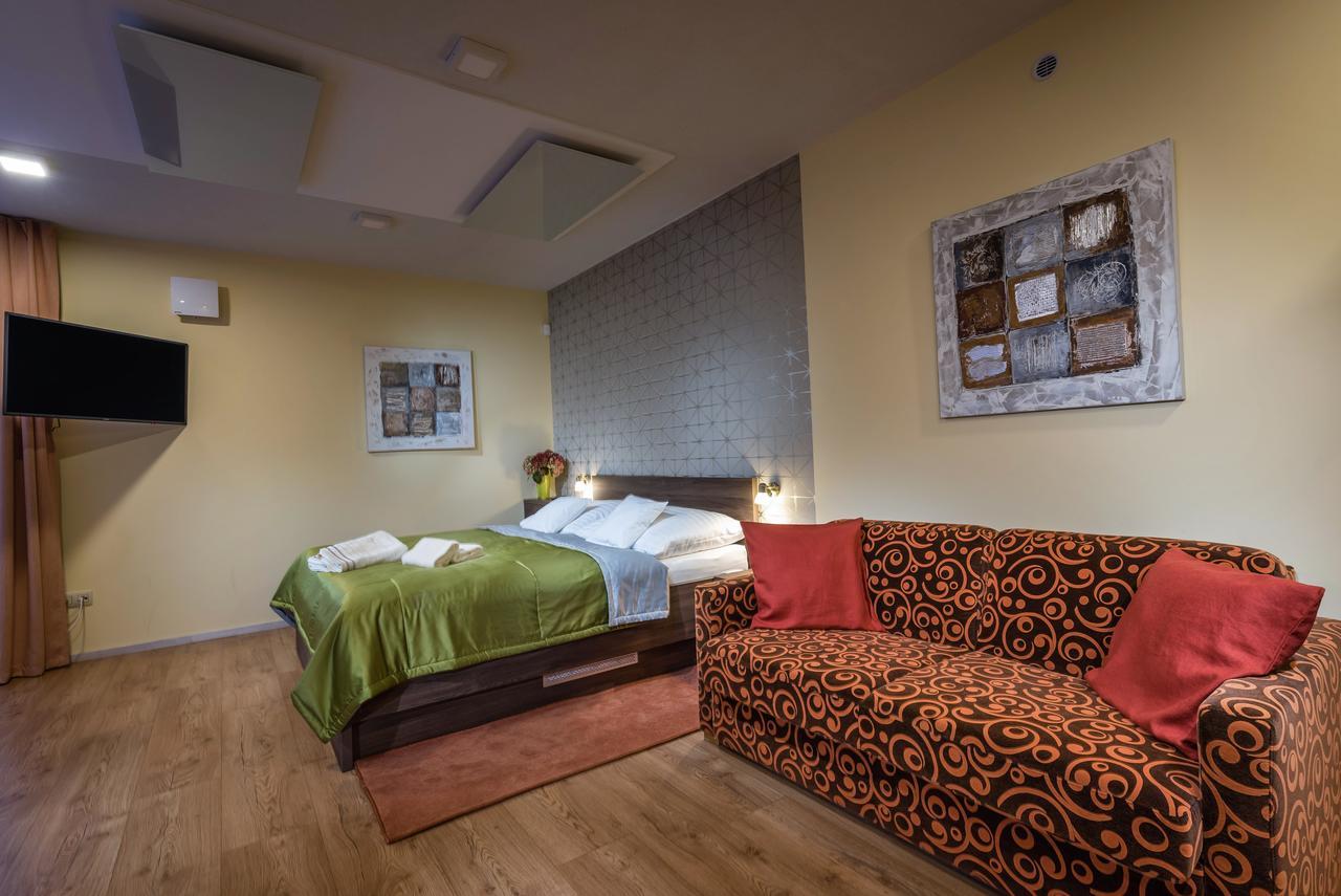Apartmánový Dom Kriváň Bešeňová Exterior foto
