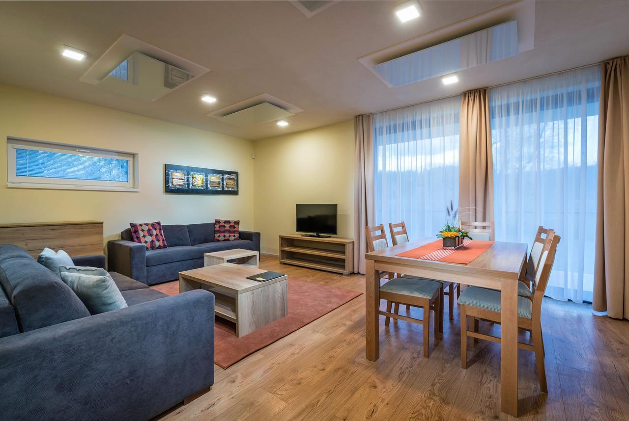 Apartmánový Dom Kriváň Bešeňová Exterior foto